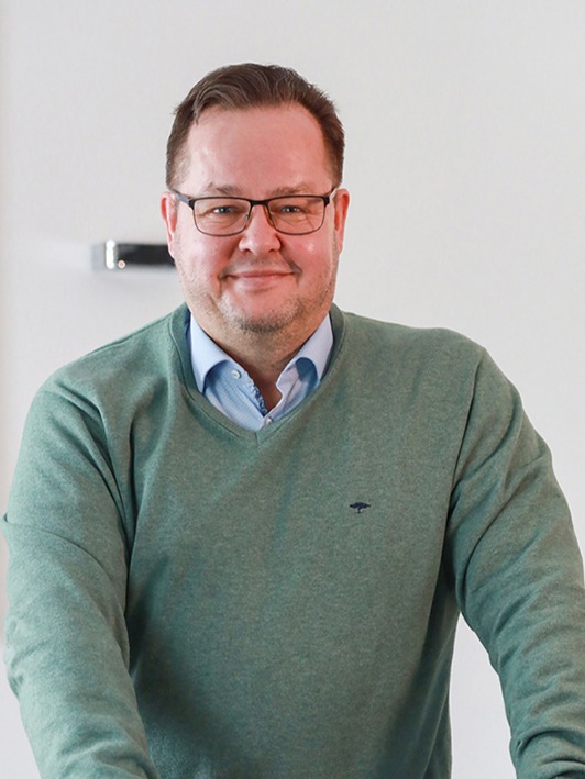Jukka Pihlajasalo, myyntijohtaja